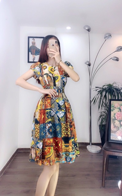 Đầm xoè hoạ tiết thổ cẩm siêu độc thiết kế