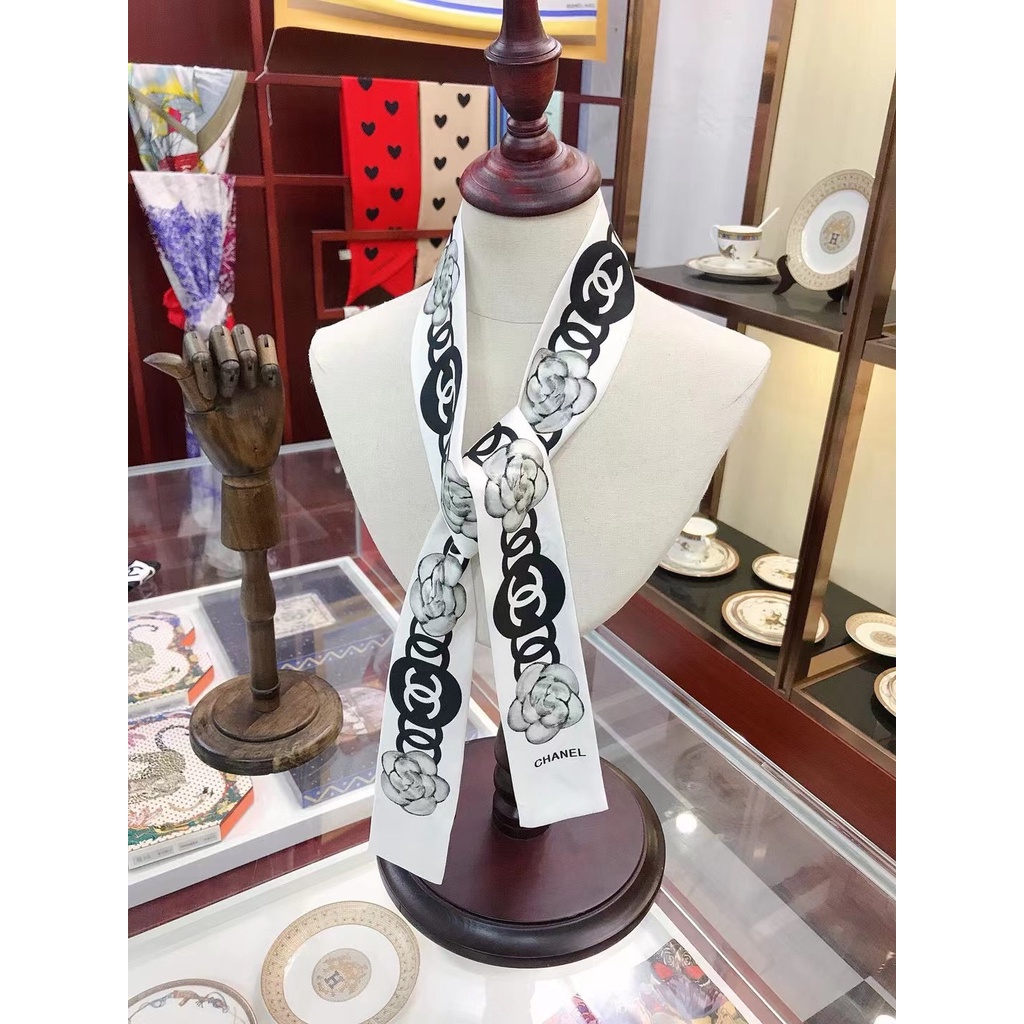 Khăn Choàng Cổ / Khăn Quàng Cổ / Túi Xách Vải Lụa In Họa Tiết Hoa Trà Và Chữ Thời Trang Cho Nữ Đen