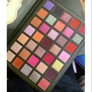 Bảng mắt olivia
