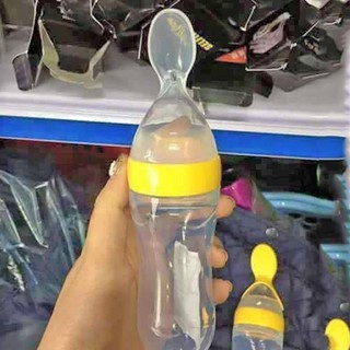 Bình thìa silicon ăn dặm cho bé