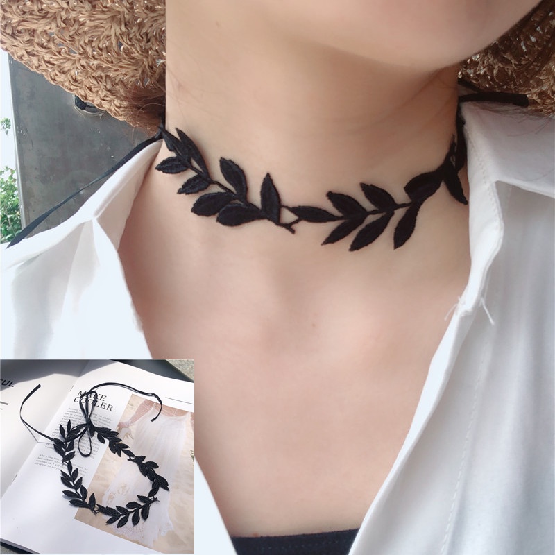 Vòng cổ choker ren mặt hình lá phong cách Hàn Quốc