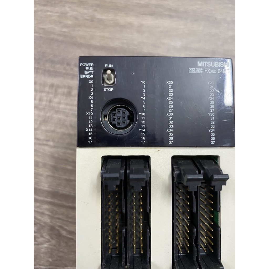 PLC MITSUBISHI  FX2NC-64MT  tháo máy