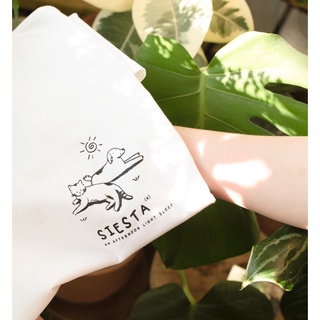 (LAST SALE) Áo thun in trắng đen cotton 🍄 SIESTA 🍄
