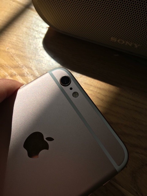 Điện thoại Apple iPhone 6  bản Quốc tế, Lock bộ nhớ 16GB, zin đẹp như mới, vân tay nhạy