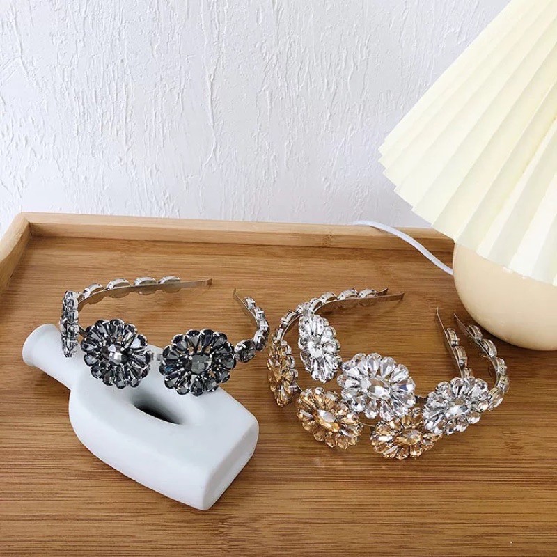 Bờm hoa đá trắng siêu sang nha