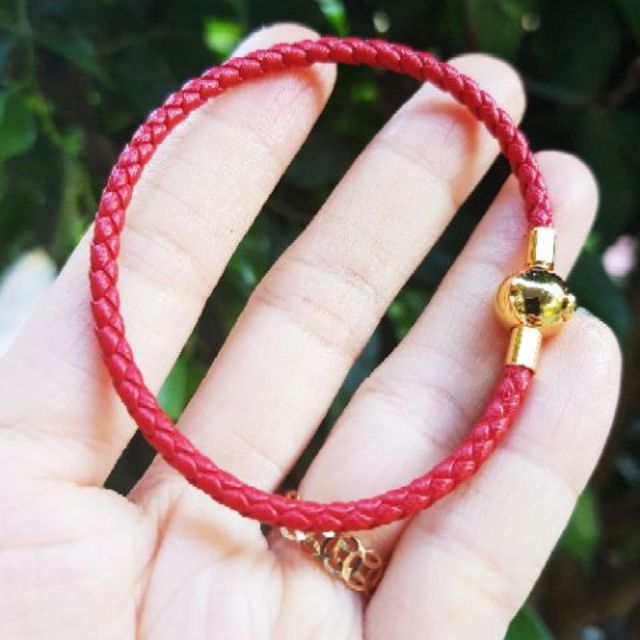 Vòng tay dây da đỏ khóa bấm không bị đen rỉ