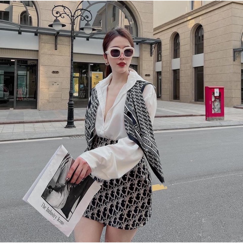 Set Áo Sơ Mi + Chân Váy Di.or Kèm Khăn Cực Sang