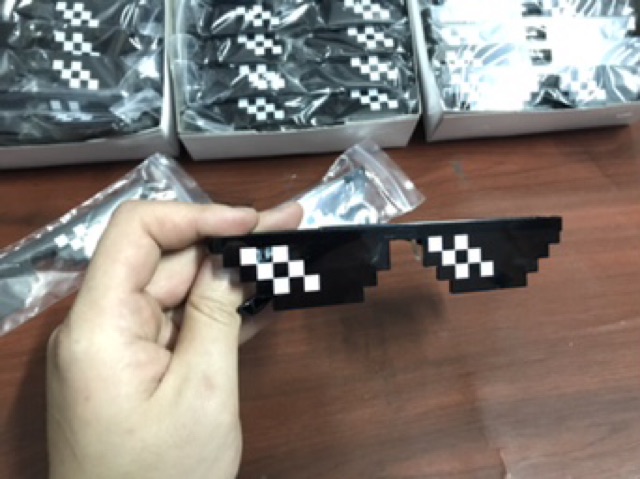 Kính Thug Life thời trang | BigBuy360 - bigbuy360.vn