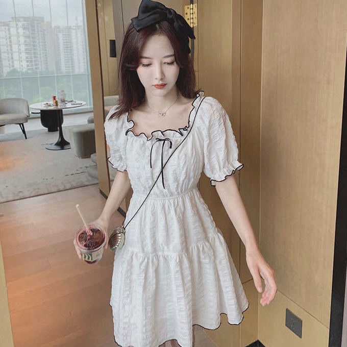 Đầm Chiffon Cổ Vuông Tay Phồng Họa Tiết Sọc Caro Phong Cách Pháp Hàng Mới 2022
