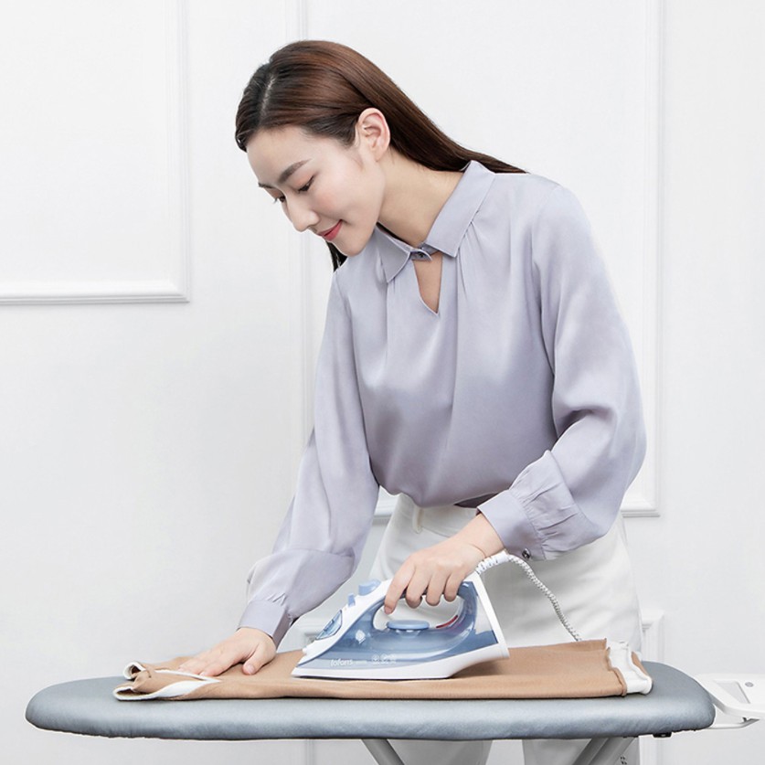 Bàn là ủi hơi nước Xiaomi Lofans Langfi Steam Iron YD-013G- Mới 100% nguyên seal