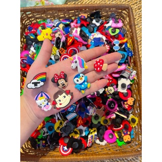 Bán sỉ,lẻ sticker dép.