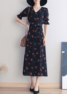 Đầm cherry form dài nút trắng (kèm hình thật)