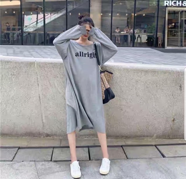 Váy xoắn lưng in chữ dài tay dáng dài alright | BigBuy360 - bigbuy360.vn