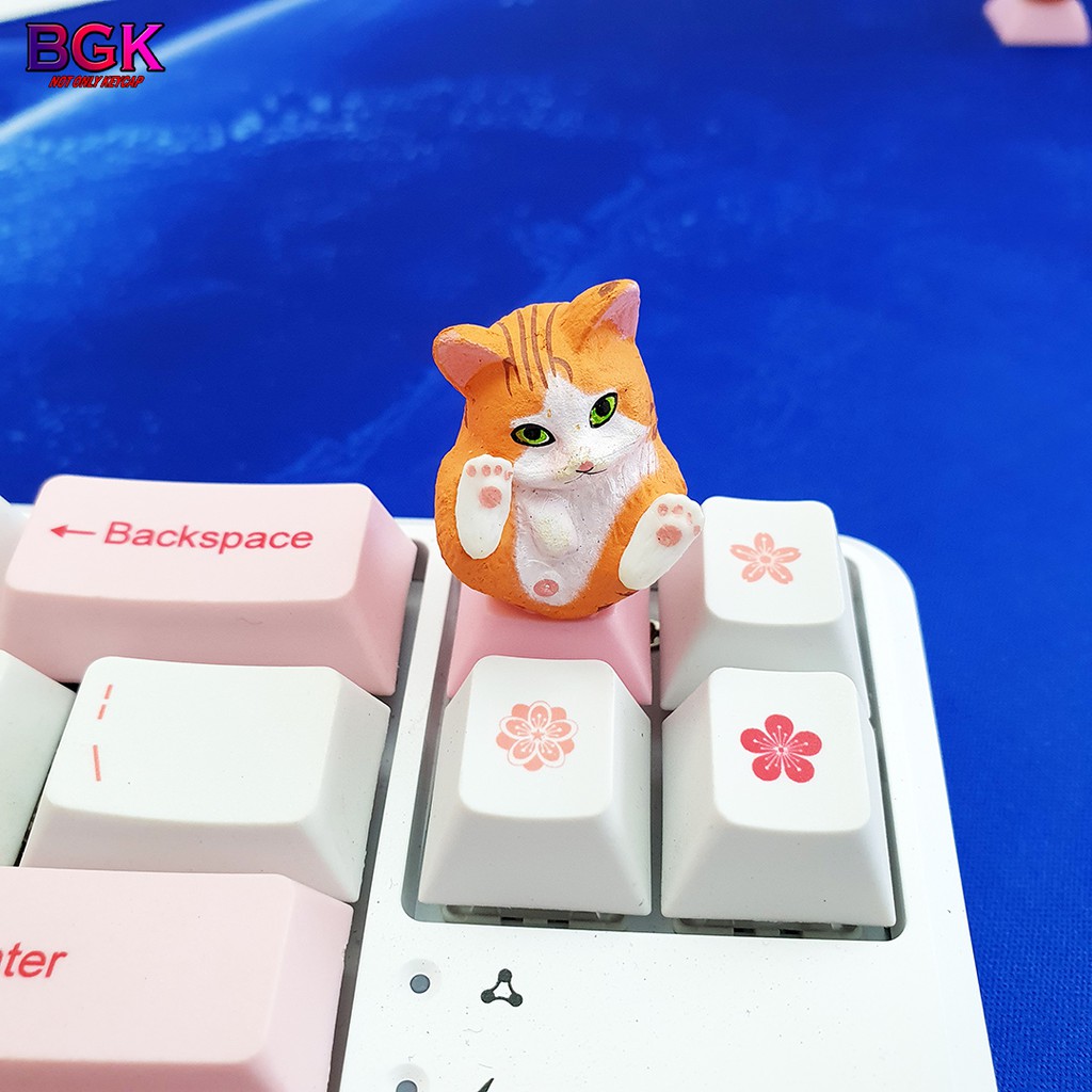 Keycap lẻ hình Mèo Con Nằm Ngửa Liếm Bi cực kỳ dễ thương ( keycap Artisan )