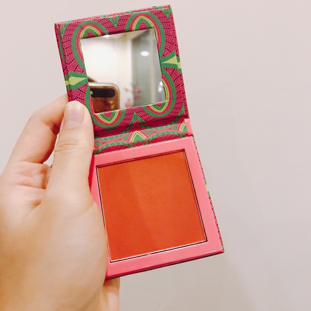 Phấn má Juvia’s Place