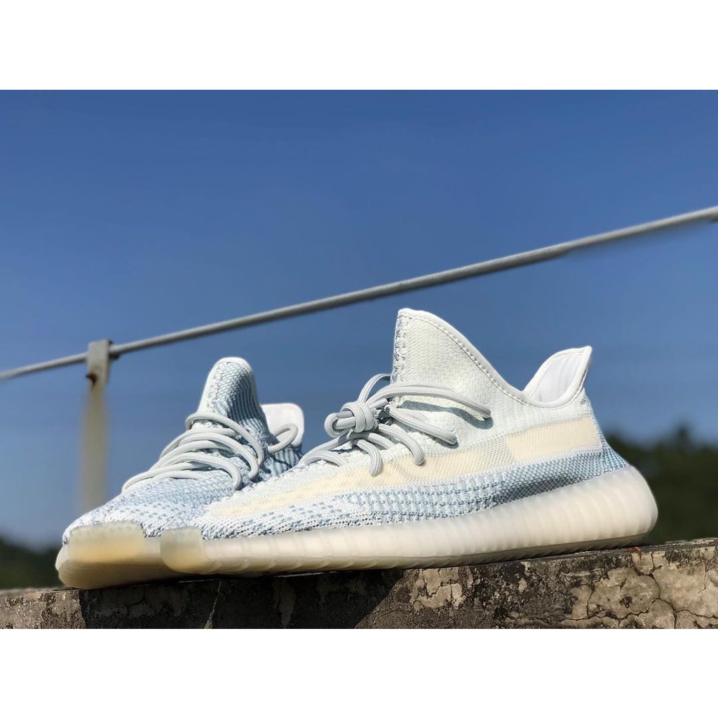 (FULLBOX - TẶNG MÓC KHÓA) Giày thể thao Sneakers   YZ 350 V2 CLOUD WHITE trắng xanh cực đẹp cho cả nam và nữ