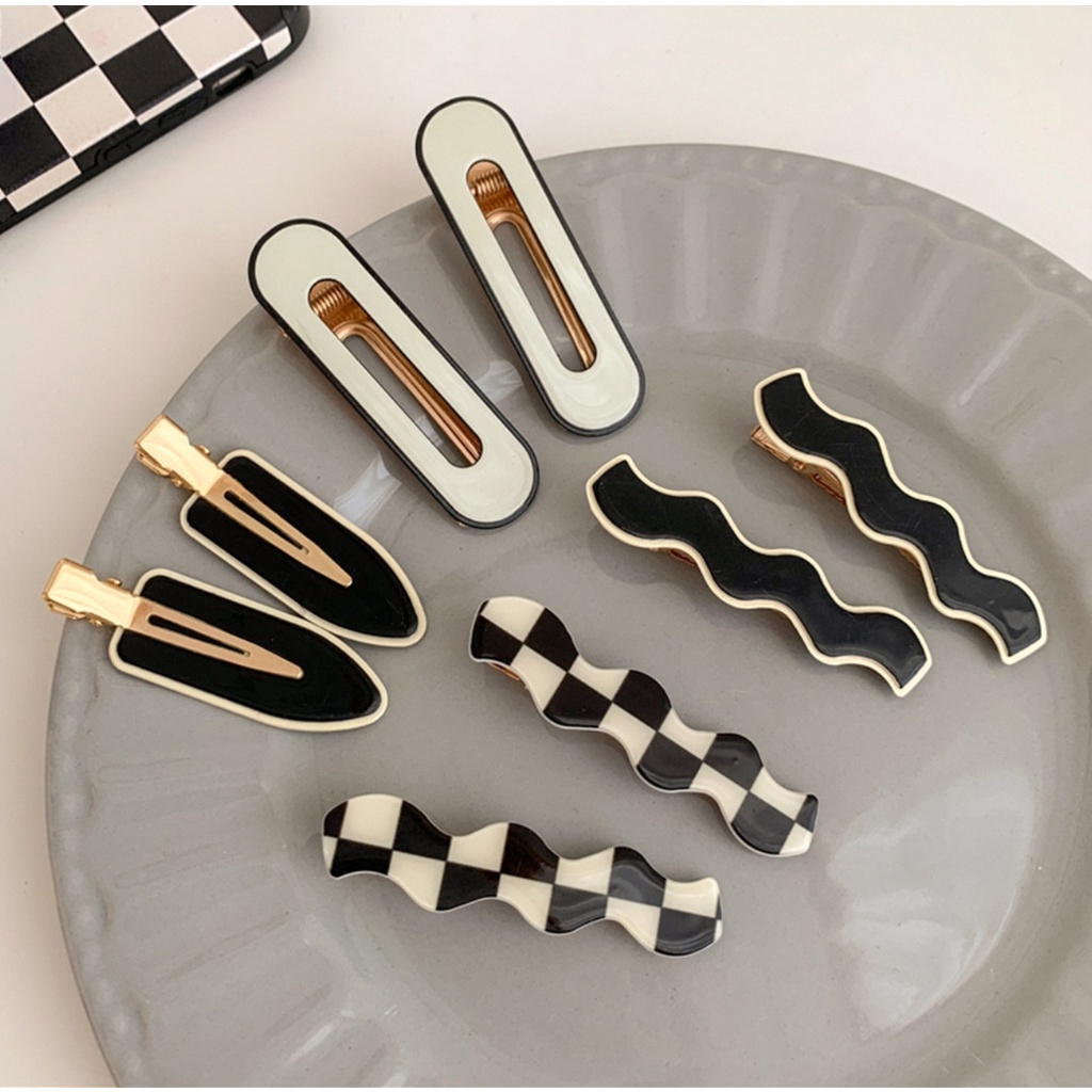 Kẹp tóc họa tiết kẻ ô trắng đen cá tính hợp thời trang