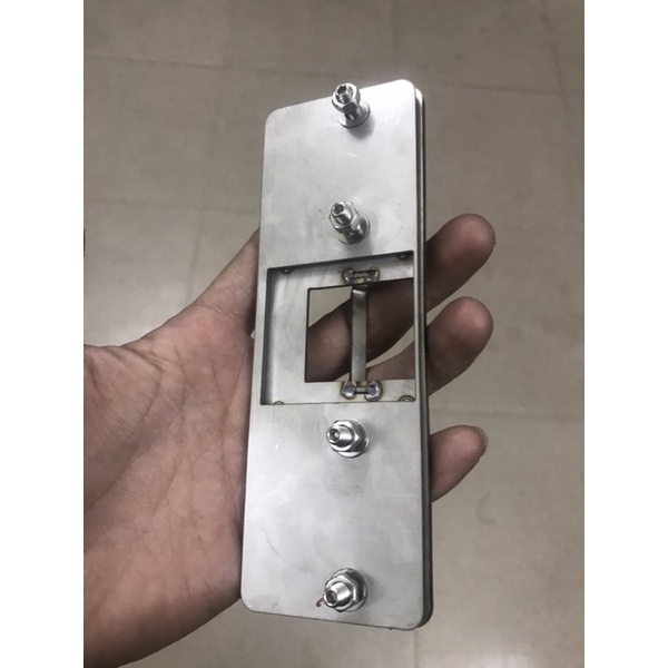 Bảo vệ camera lùi mazda 3 2020-2023