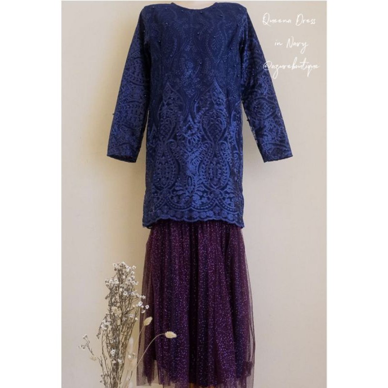 Queena Đầm dự tiệc/đầm xếp ly thêu họa tiết phong cách hiện đại | BigBuy360 - bigbuy360.vn