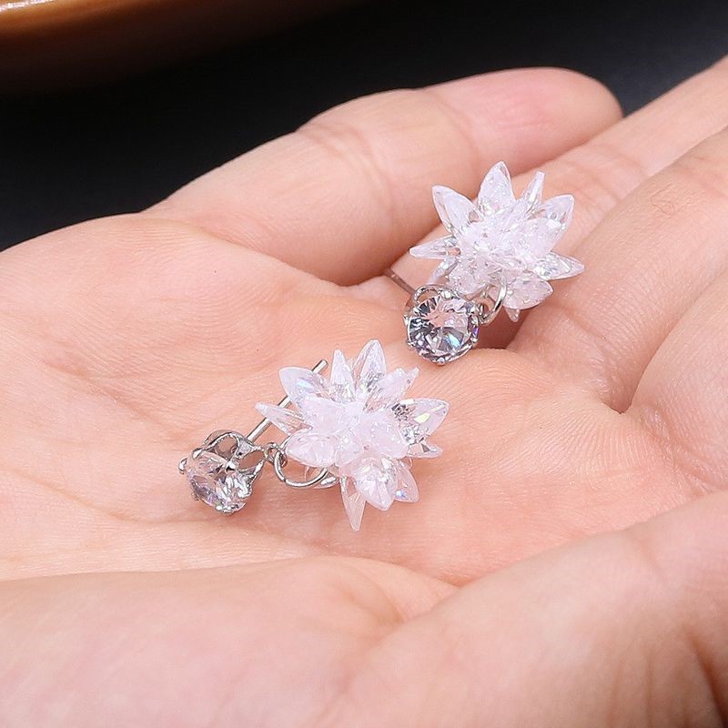 Bông tai hoa tuyết đính đá Zircon sang trọng