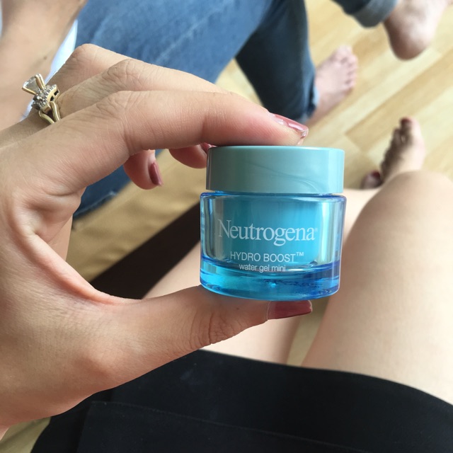 Kem dưỡng neutrogena