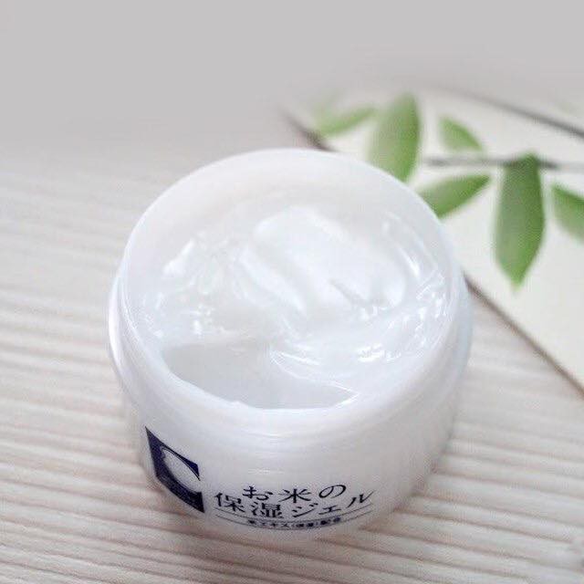 Kem Dưỡng Momotani White Moisture Gel Cream 230G