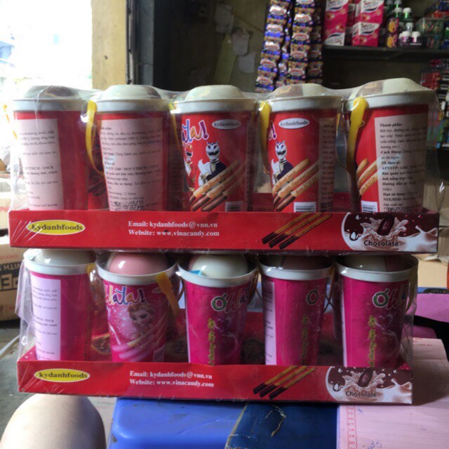 Bánh que chấm kem Olala