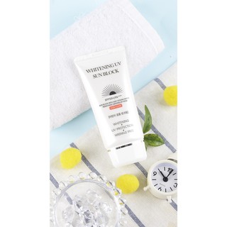 Kem chống nắng kết hợp làm trắng da - Whitening UV Sun Block Jigott