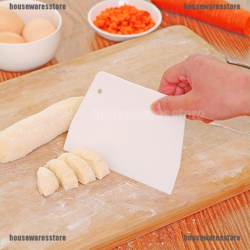 1 Dụng Cụ Cắt Bánh Bằng Nhựa Mịn Kèm Thước Đo