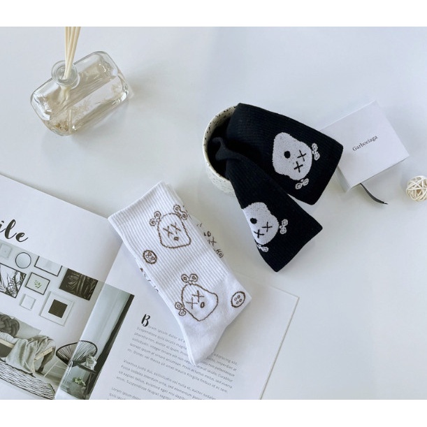 Vớ Tất hình Gấu cao cổ Nam Nữ siêu dễ thương và xinh xắn