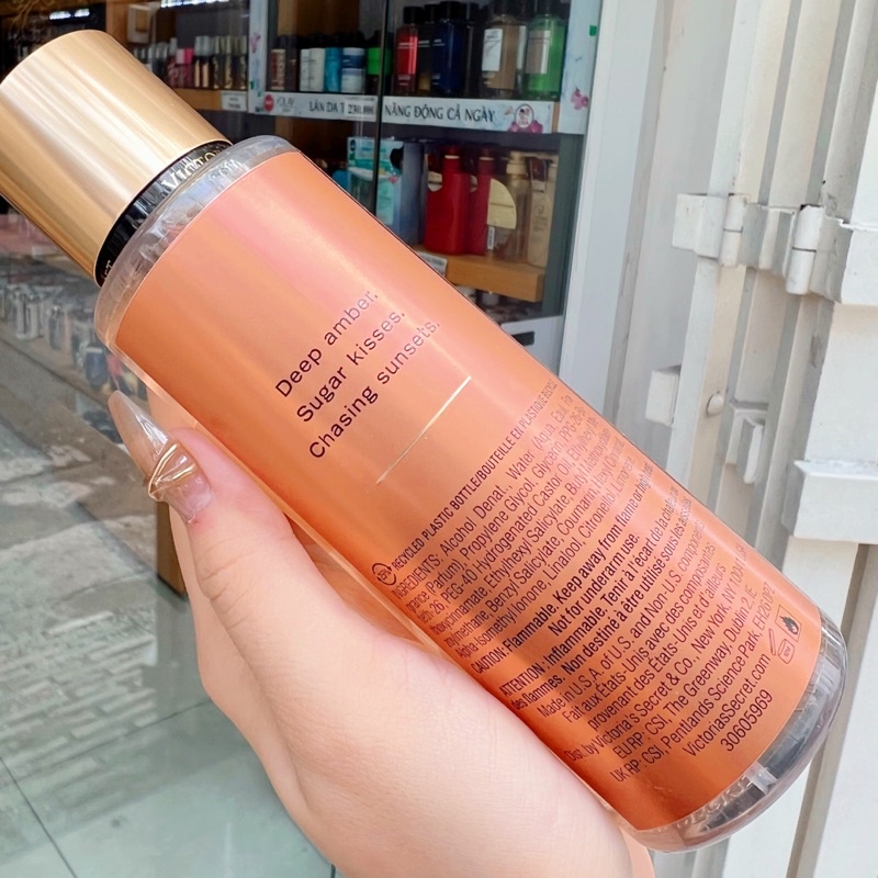 Xịt thơm Victoria's Secret - Amber Romance