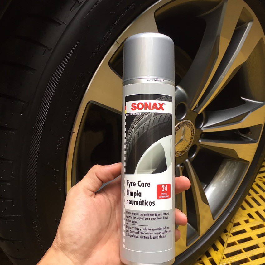 Bọt Làm Bóng Và Bảo Vệ Vỏ (Lốp) Xe SONAX TyreCare 400 ml làm sạch duy trì và bảo quản lốp, cho cao su dẻo dai chống nứt.