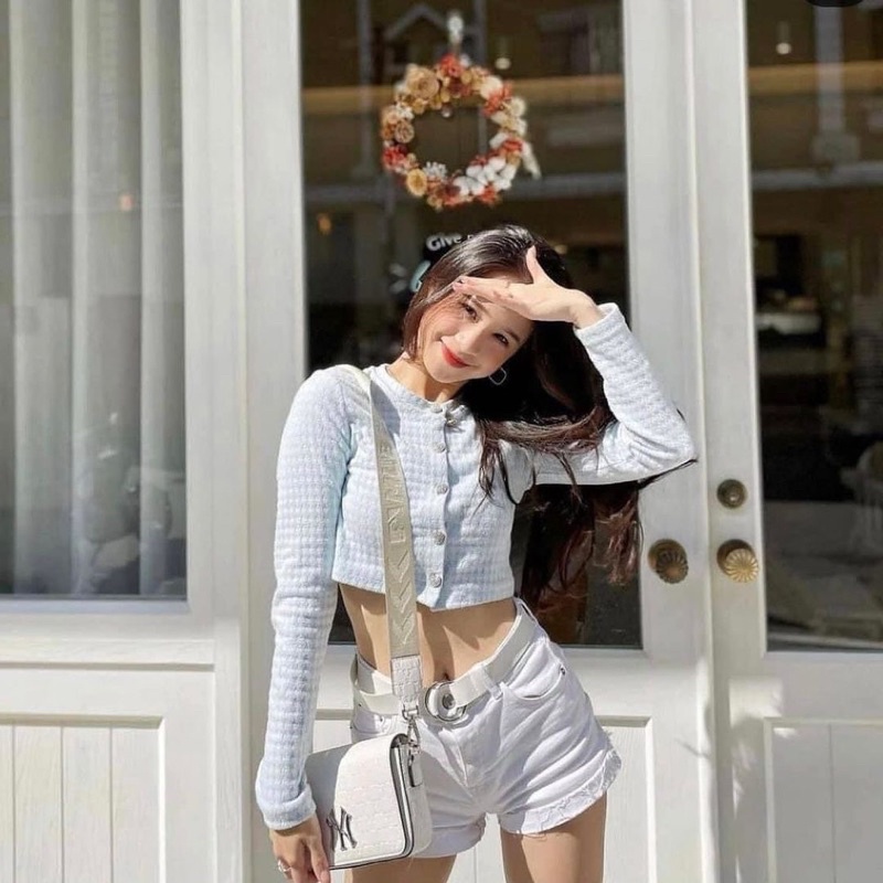 (Tqxk 1:1) Túi đeo chéo trắng M//L//B TQXK đẹp không tì vết full bộ tag-mac-logo-túi nilong, 4 màu