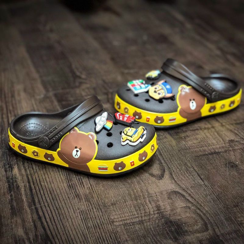 Sục nhựa Cr.óc siêu xinh cho bé