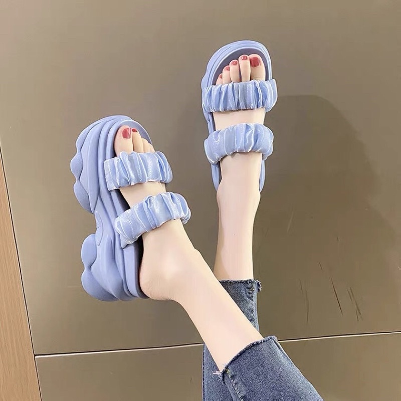 Dép nữ đế cao thời trang điệu đà
