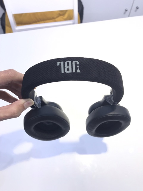 Tai nghe bluetooth JBL E55BT likenew chính hãng | BigBuy360 - bigbuy360.vn