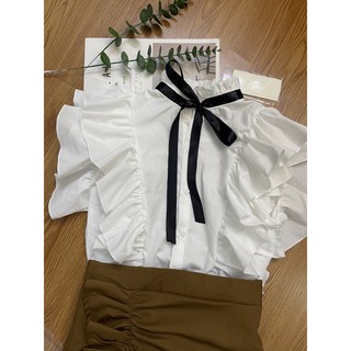Áo sơ mi trắng ba lỗ