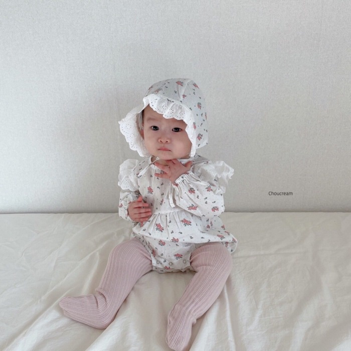 Bộ áo liền quần dài tay in hoa + mũ cho bé gái sơ sinh