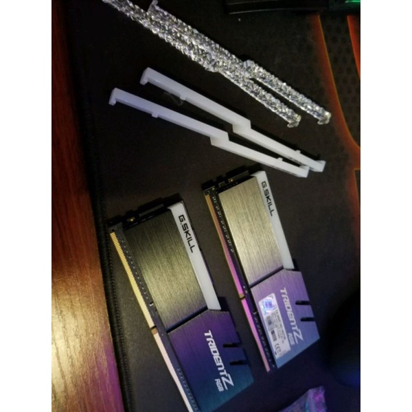 Thanh Nhựa Mod Led Tridentz Royal