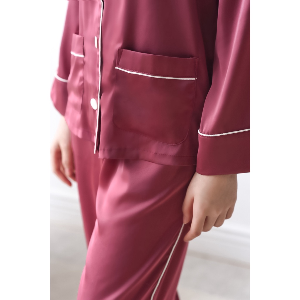 Bộ Pyjamas Nữ Mặc Nhà Áo Dài Quần Dài Chất Liệu Lụa Trơn Màu Hồng Đất Phối Viền Trắng Rosemilk LILAS BLANC