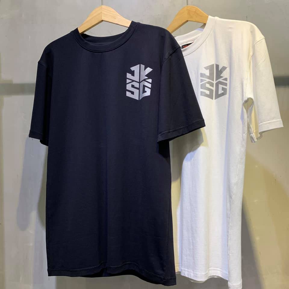 Áo Thun Cotton Cao Cấp Ngắn Tay Unisex, Chất Đẹp Co Giãn Tốt, Dày Dặn, Logo JKSG Phản Quang Thời Trang Cá Tính PQJ