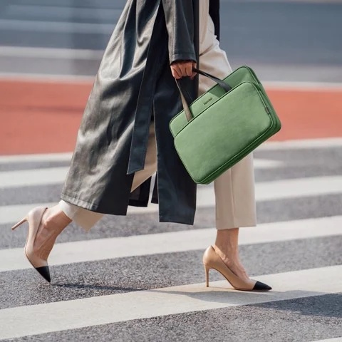 Túi Xách Laptop Nam Nữ Công Sở 14inch Tomtoc Premium H21 Màu Sắc Thời Trang Trẻ Trung - Balocenter