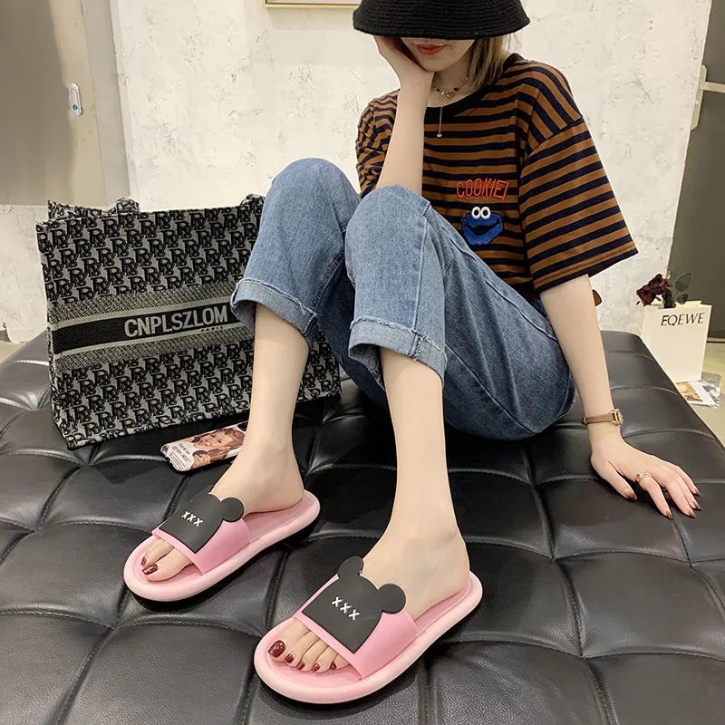 Dép quai ngang hình gấu đi trong nhà cute dễ thương Unisex.