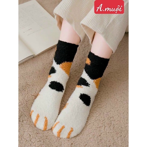 1 Đôi tất bông hình chân gấu cực ấm