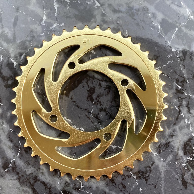 NHÔNG SÊN DĨA SIRIUS FI VÀNG