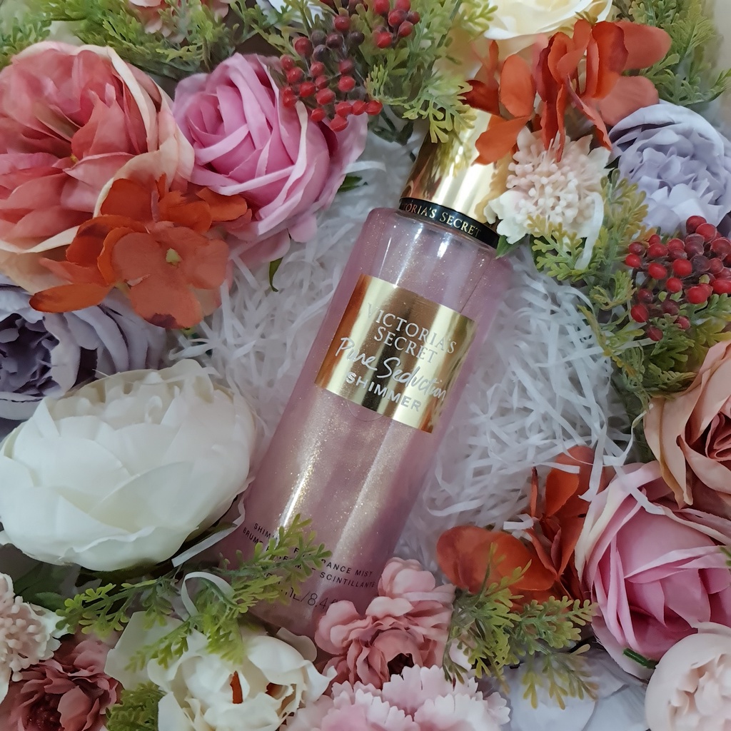 Xịt thơm toàn thân kim tuyến (Ánh Nhũ) Pure Seduction Shimmer – Victoria’s Secret Fragrance Mist 250ml