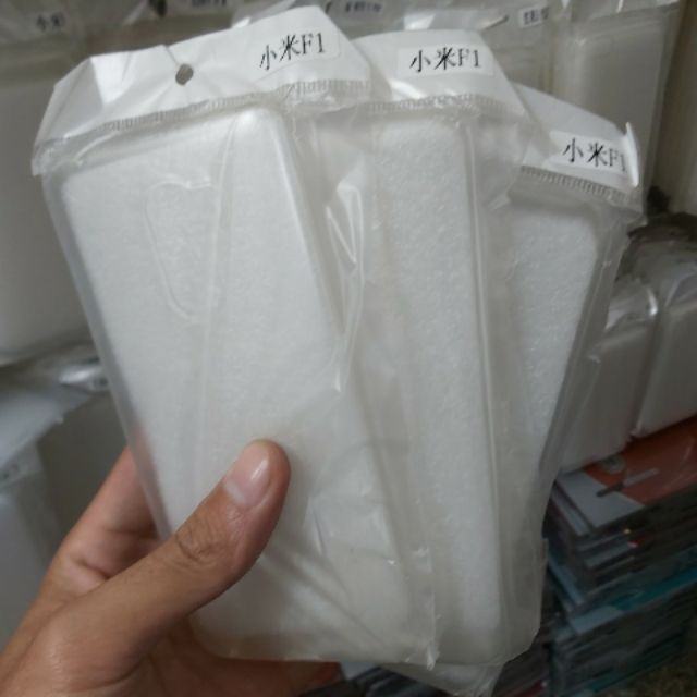 Bộ 3 chiếc ốp lưng silicon pocophone F1 trong suốt (tặng kính cường lực cao cấp)