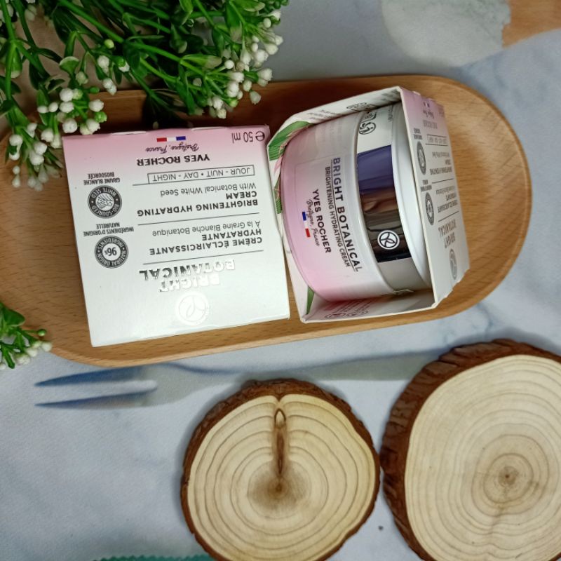 Mẫu mới Kem Ngày đêm White Botanical Yves Rocher