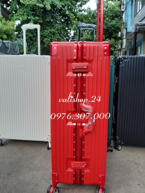 Tặng kèm bọc - Vali khung nhôm, khóa sập lót xanh siêu đẹp, siêu sang chảnh  size 29inch