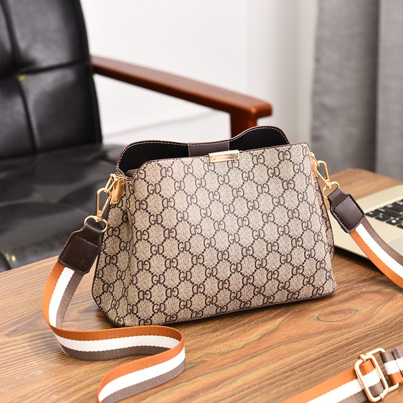 ⚡Follow shop săn deal⚡ Túi xách nữ đeo chéo công sở thời trang sành điệu cao cấp | BigBuy360 - bigbuy360.vn